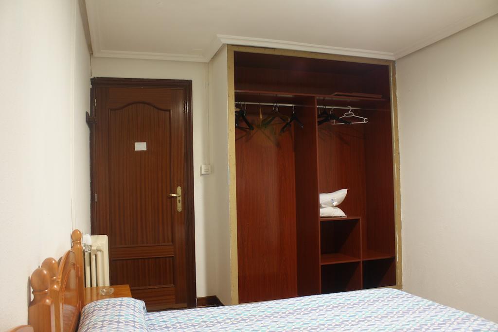 Hostal Temino Burgo الغرفة الصورة