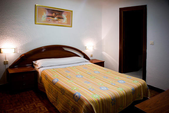 Hostal Temino Burgo الغرفة الصورة