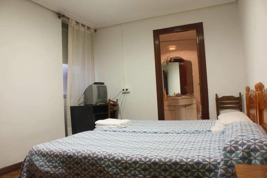 Hostal Temino Burgo المظهر الخارجي الصورة