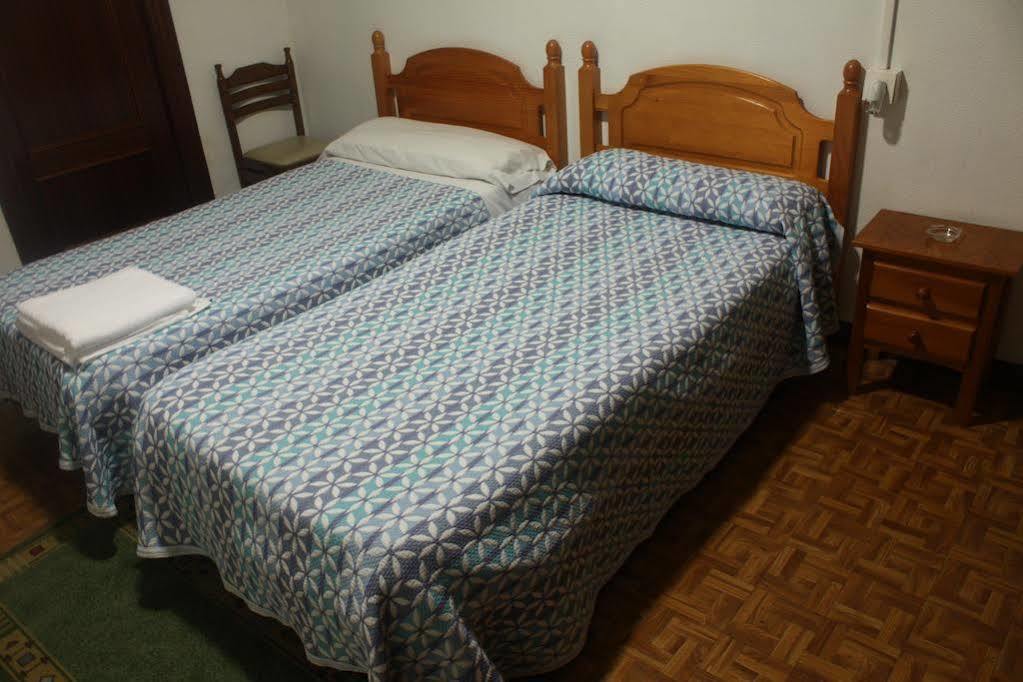 Hostal Temino Burgo المظهر الخارجي الصورة