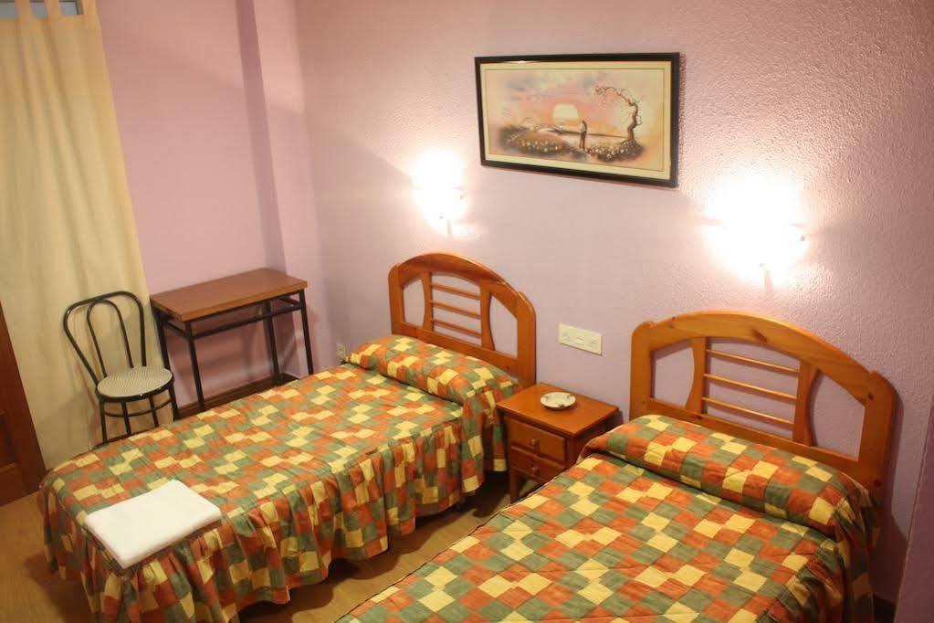 Hostal Temino Burgo المظهر الخارجي الصورة