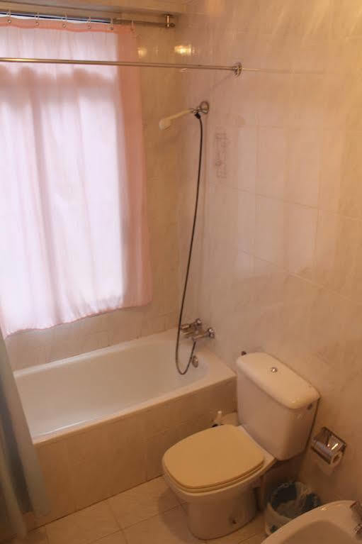 Hostal Temino Burgo المظهر الخارجي الصورة